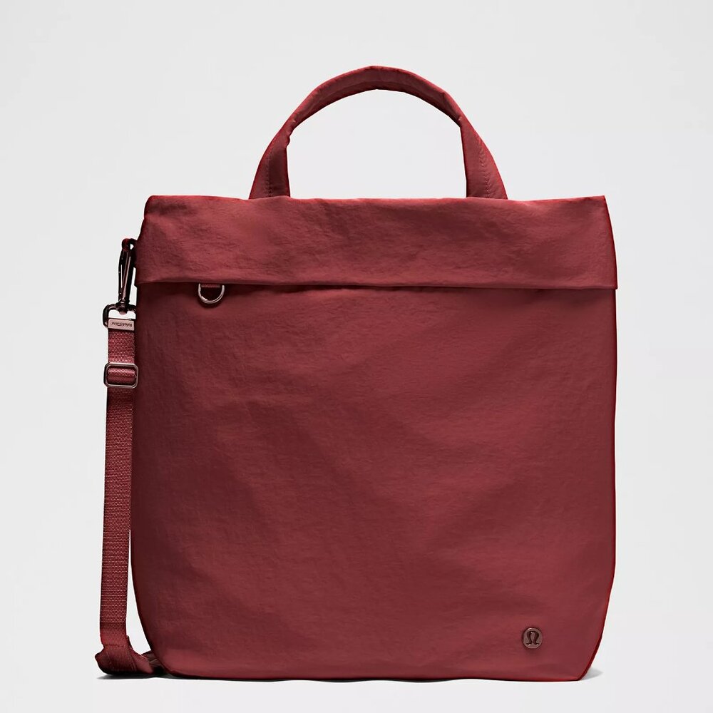 Lululemon 20L Totebag Like New Barely Used! Sold Out!